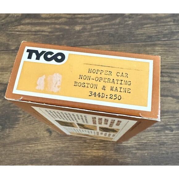 Vintage Tyco HO Boston and Maine BM No. 12608 Blue Hopper Car In Original Box - Picture 5 of 6